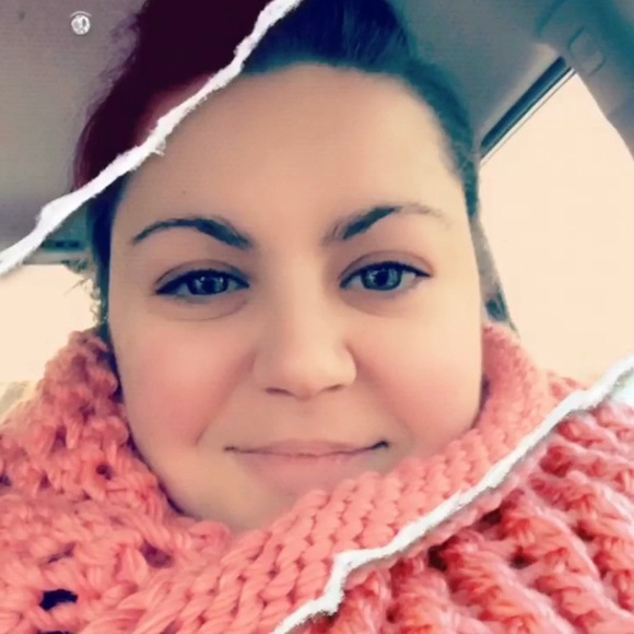 Meet your Posher, Rebecca - Picture 1 of 1